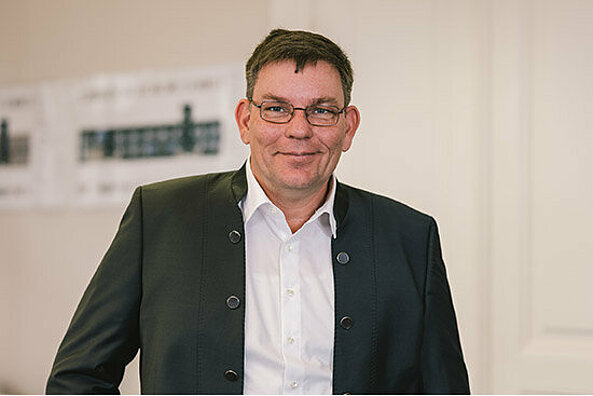 Dipl.-Ing. Konstruktiver Ingenieurbau Jörg Rahnert aus der AIP Architektur Ingenieur Partnerschaftsgesellschaft mbB in Görlitz 