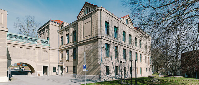Umbau Lehrgebäude Hochschule Görlitz für den Brandschutz des Architekturbüros AIP aus der Lausitz